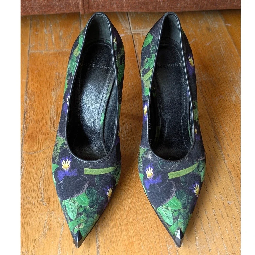 Givenchy Floral Satin Pumps Metal Toe Cap Pointed Heels Italy 36.5 - Picture 2 of 9